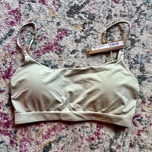 ☀️🌳☀️SKIMS Seamless Bralette In Elm ☀️🌳☀️